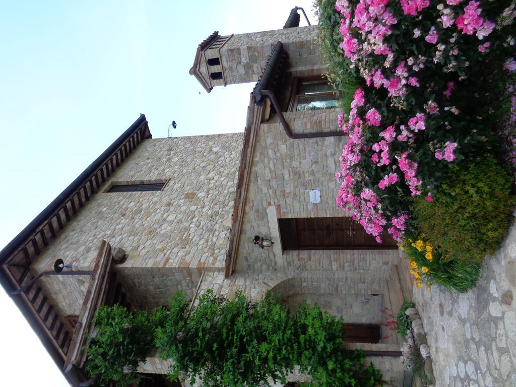 Agriturismo La Torraccia Todi Exteriér fotografie